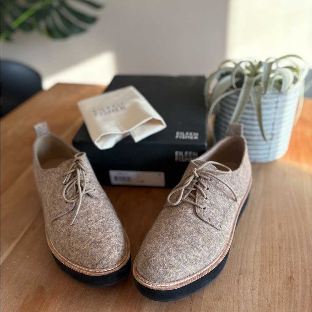 Eileen Fisher NIMS Felt Oatmeal Oxfords W11 • LIKE NIB • new dust bag included - Picture 4 of 17